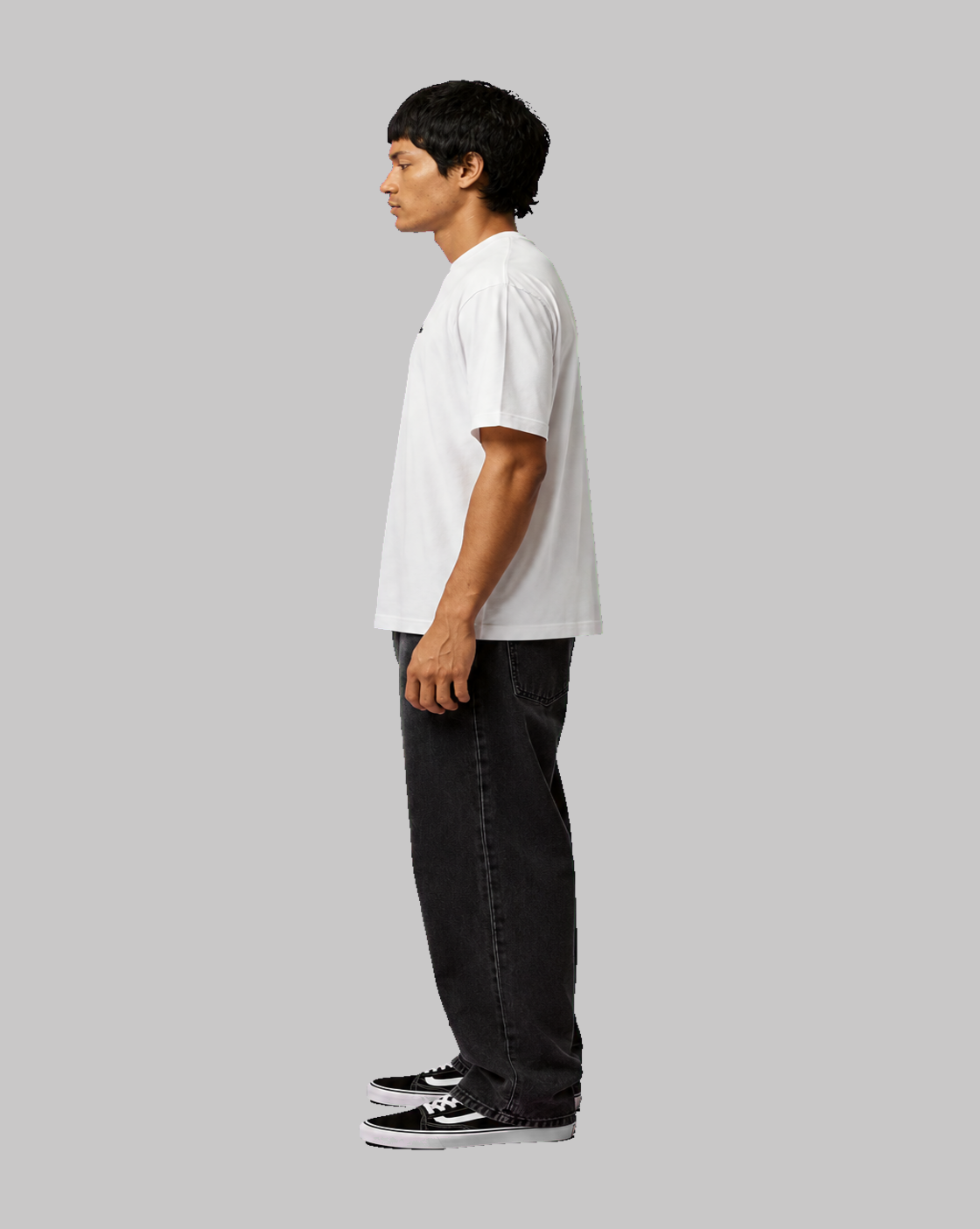 playera nike sneaker hombre if3107-100-thumbmail-5