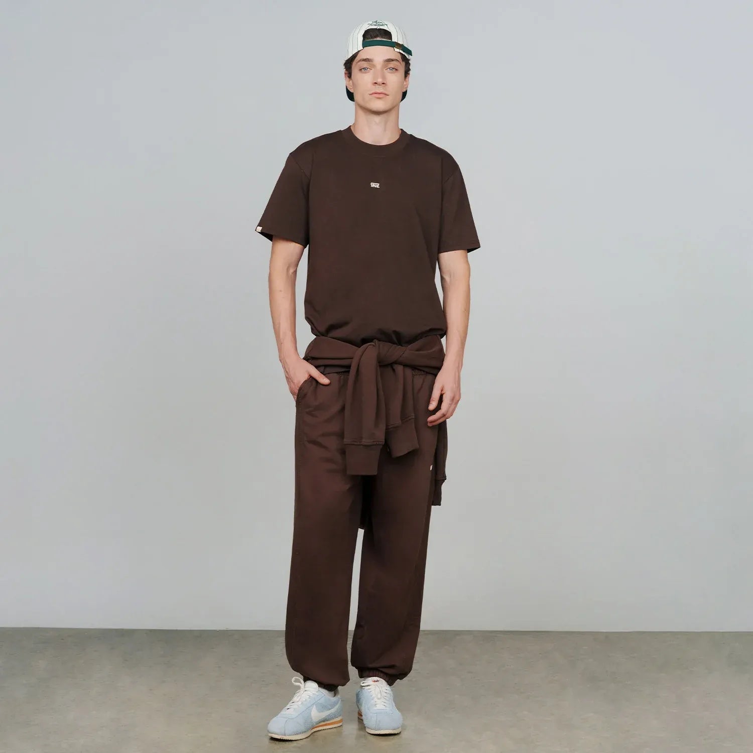 pants true classic jogger brown unisex