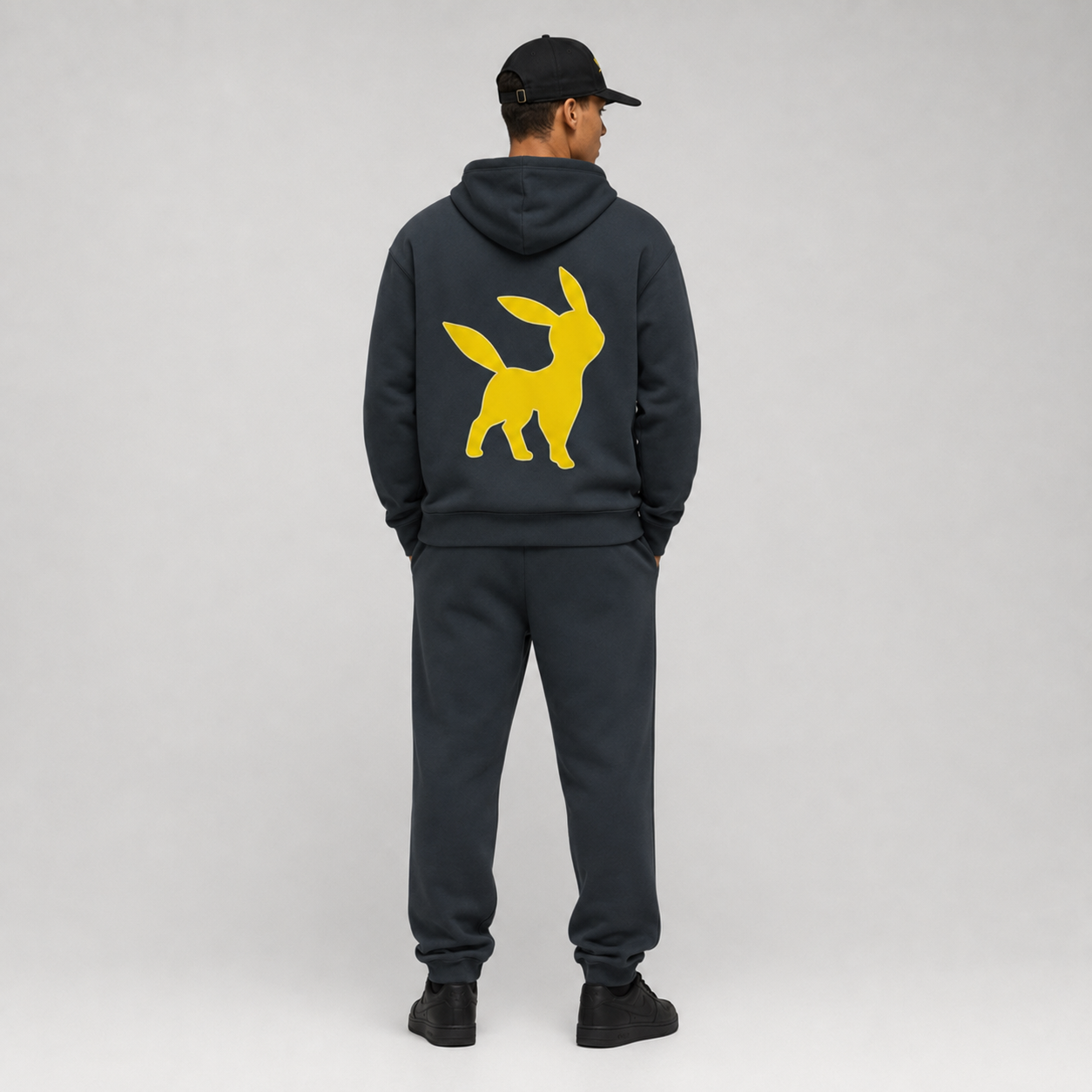 sudadero puma x pokemon relaxed hombre 634915 76-thumbmail-5