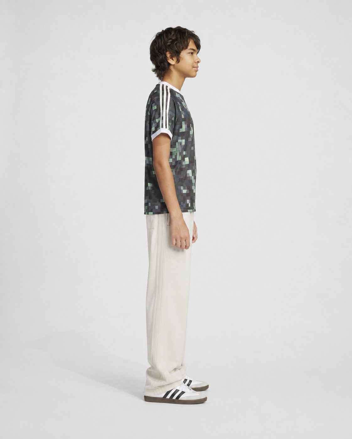 playera adidas gfx camo juvenil jz9939-thumbmail-2
