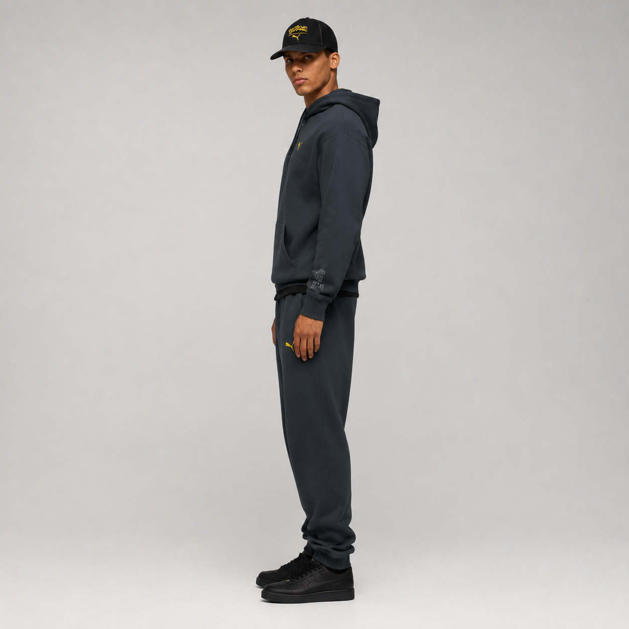 sudadero puma x pokemon relaxed hombre 634915 76-thumbmail-3