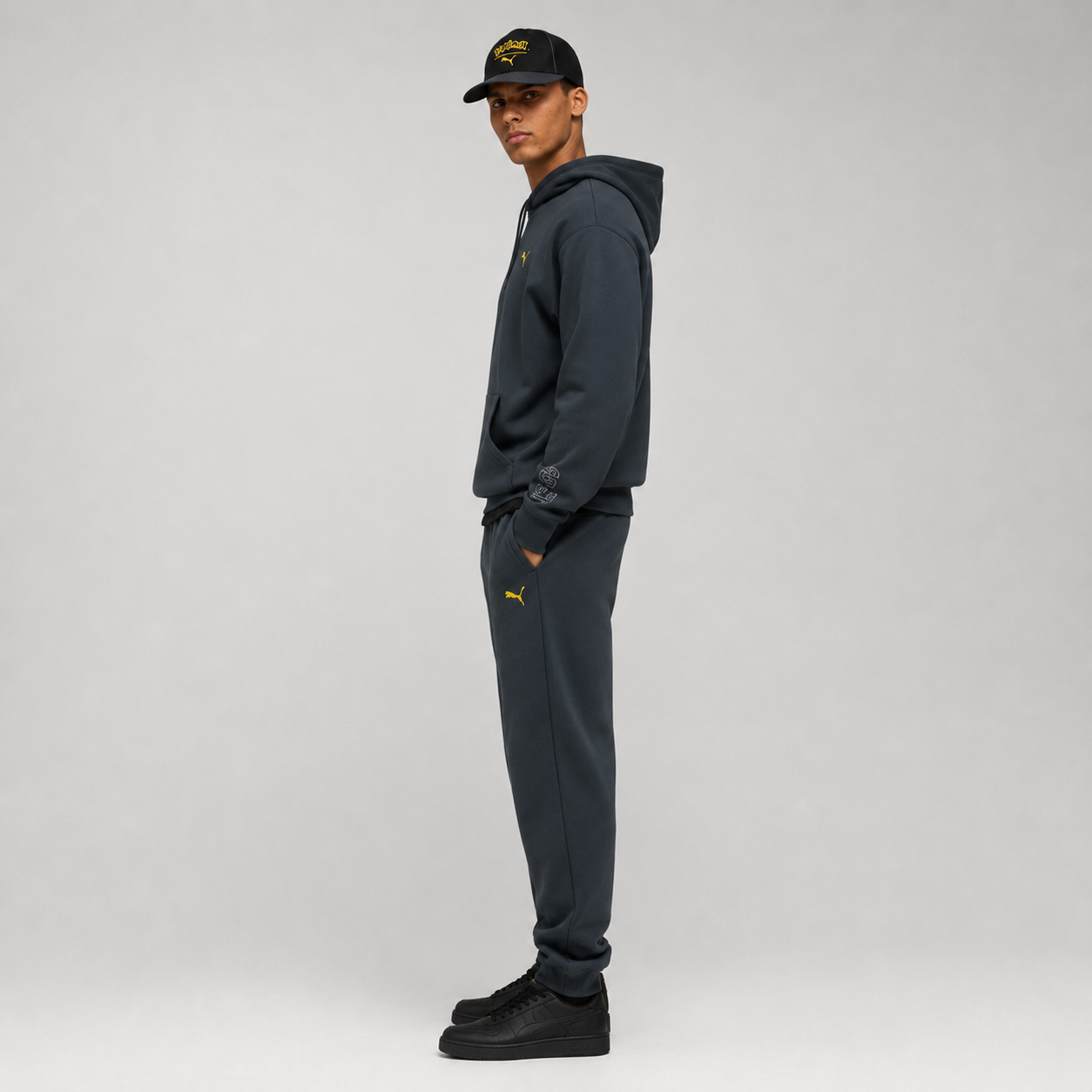 sudadero puma x pokemon relaxed hombre 634915 76-thumbmail-4